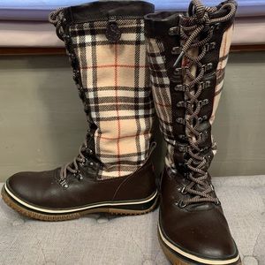 Burberry like plaid Pajar boots